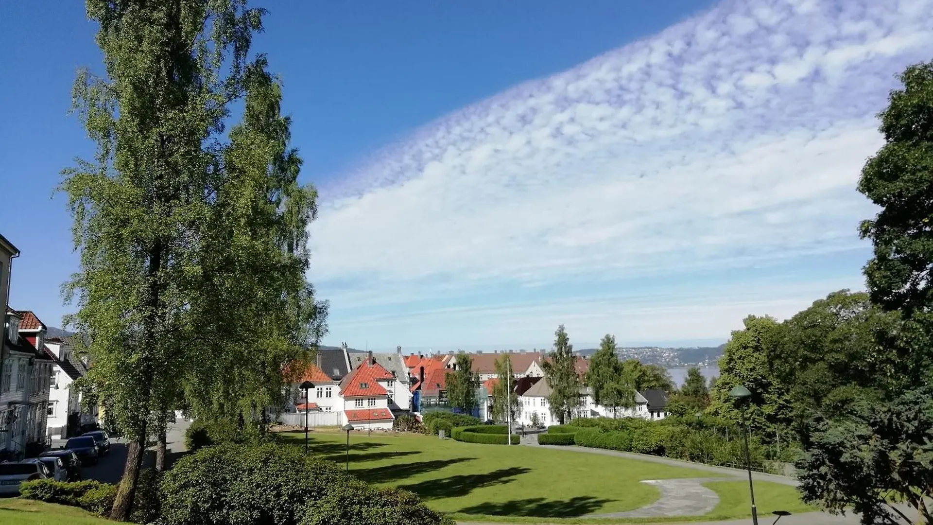 Spacious Apartment - Old Town Bergen